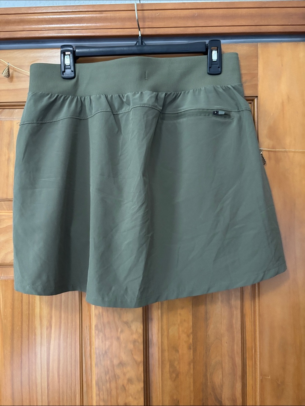 M all in motion Women’s Olive Active Skort with Drawstring Waist - Picture 3 of 5